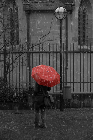Saul Leiter Inspiration - Red umbrella